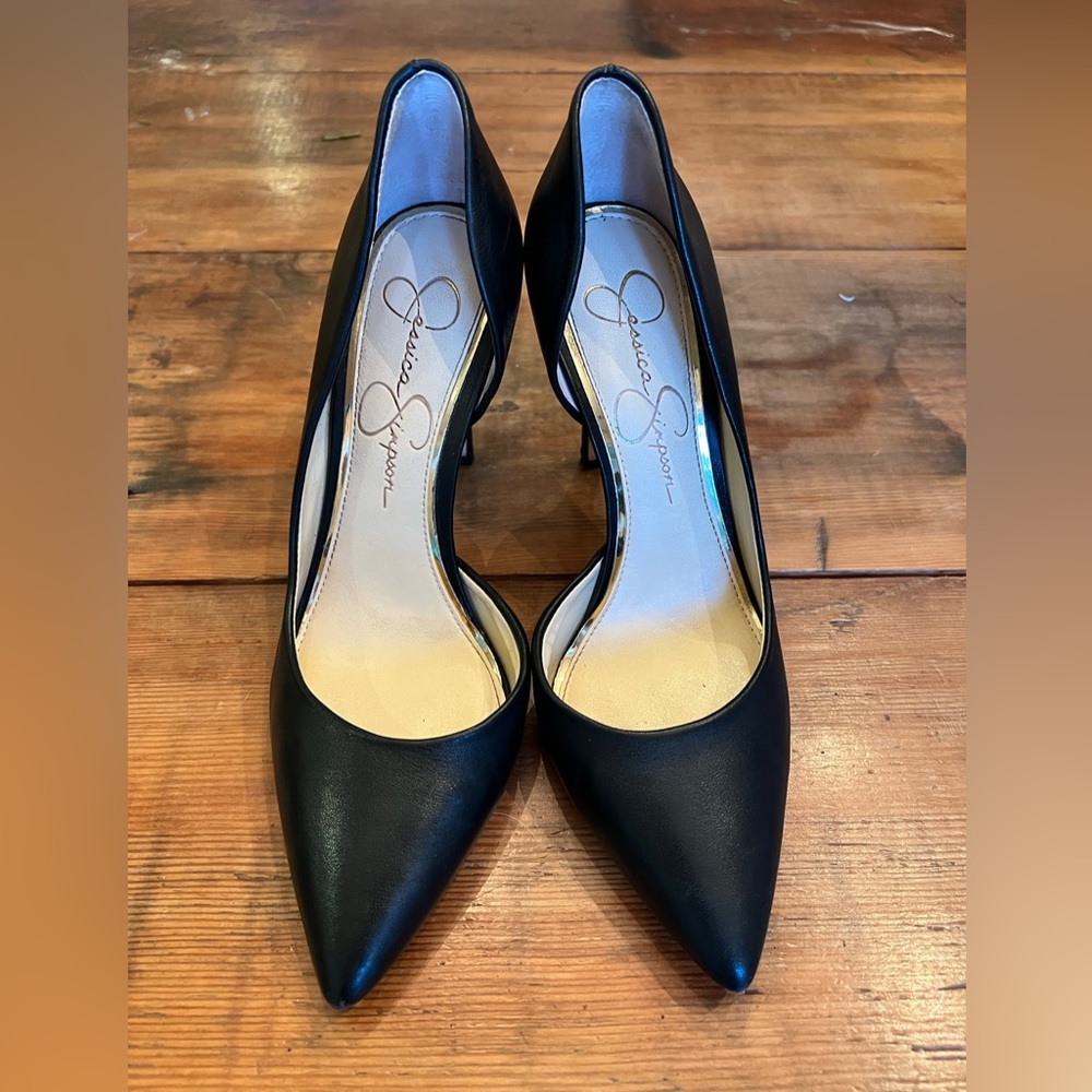 Jessica Simpson Paryn d'Orsay Pump